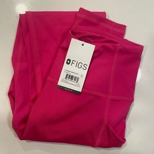 NWT wear figs underscrub leggings hot pink XS
